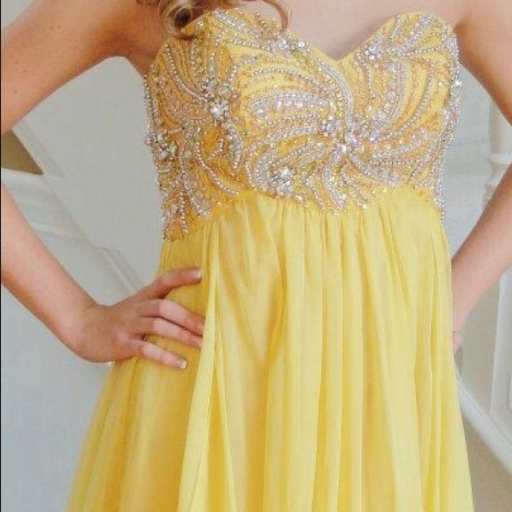 Yellow Sherri Hill Prom Dress